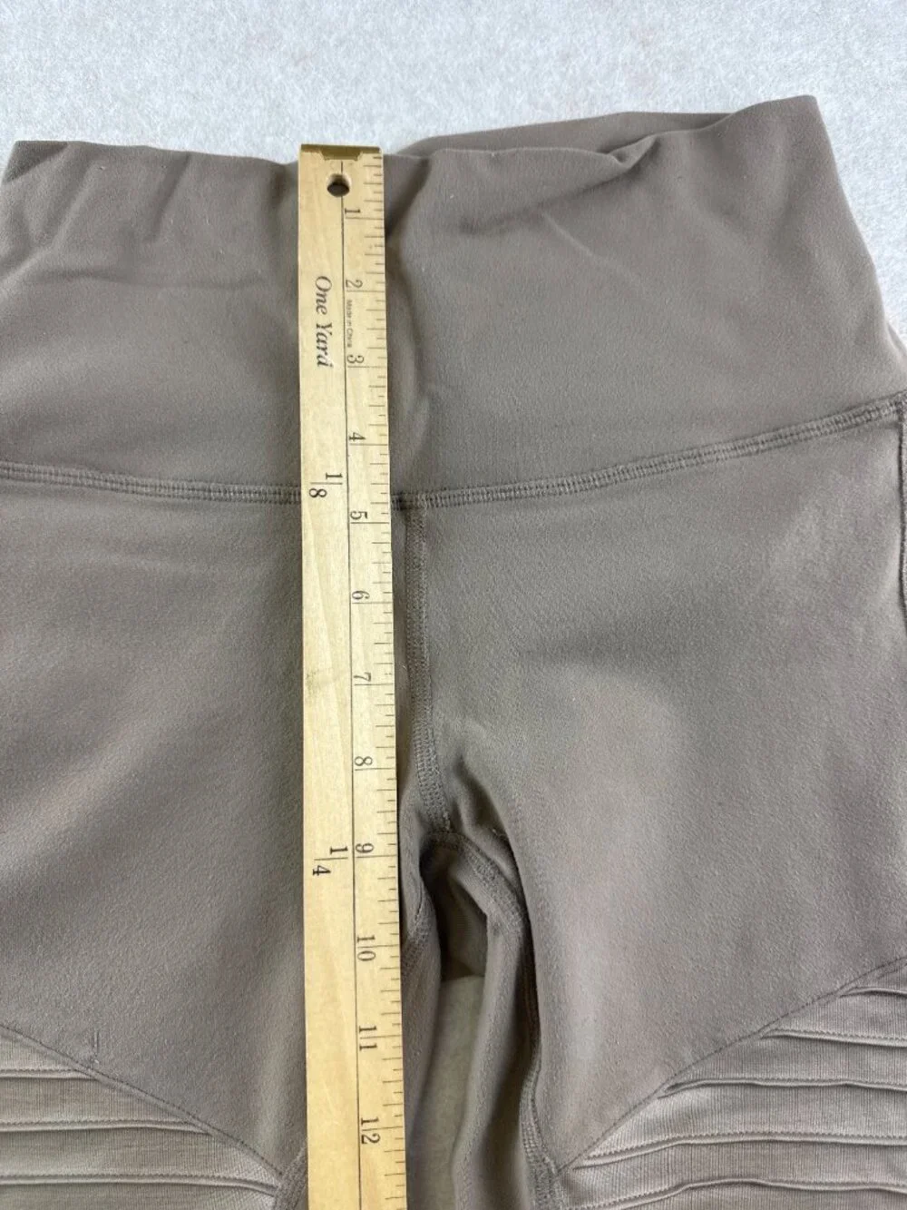 ALO Yoga Moto Leggings Women's Small Gray Ribbed Moto Panel Full Length Active